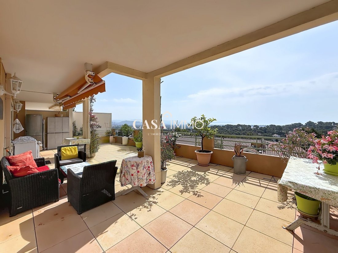 Apartment in Hyeres, Provence-Alpes-Côte d'Azur, France 1 - 18480856