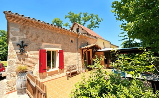 House in Virazeil, Nouvelle-Aquitaine, France 1