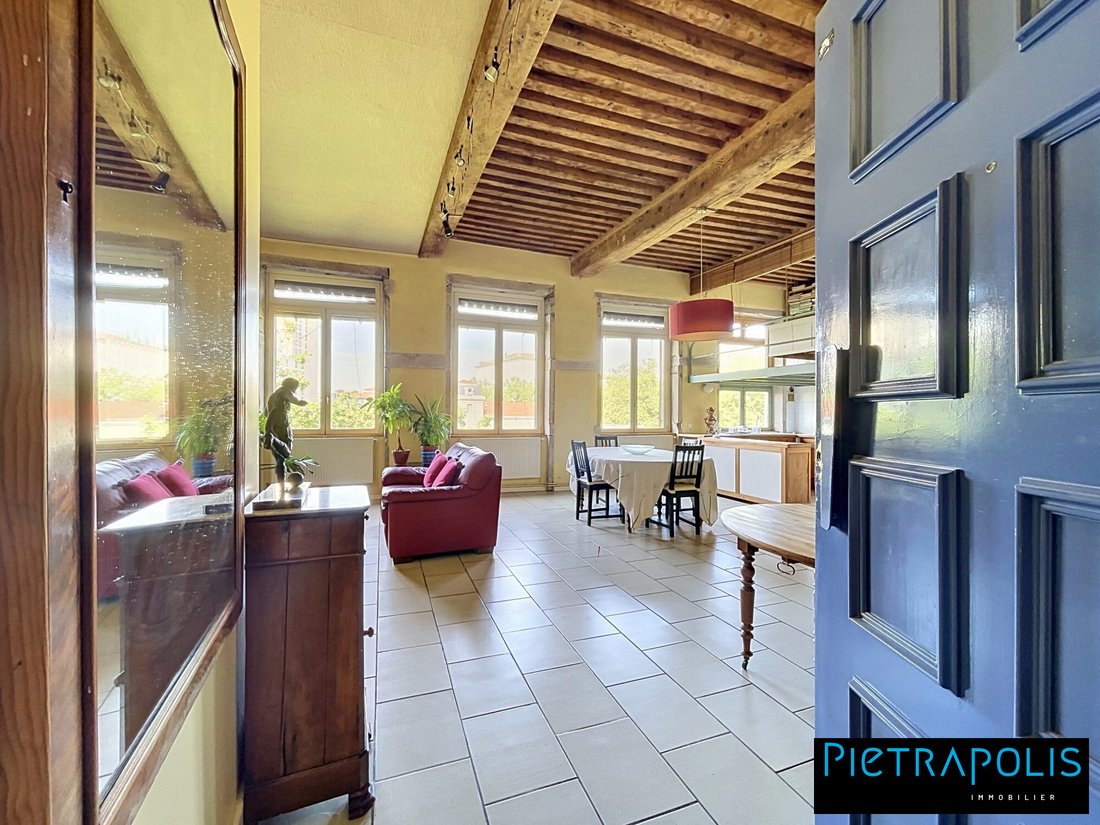 Apartment in Croix Rousse-Gros Caillou, Lyon 4e Arrondissement, Lyon 1 - 18480999