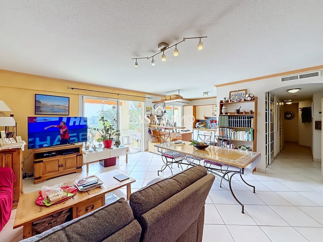 Apartment in Hyeres, Provence-Alpes-Côte d'Azur, France 5 - 18480856