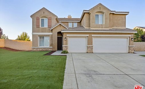 House in Palmdale, California, United States 1