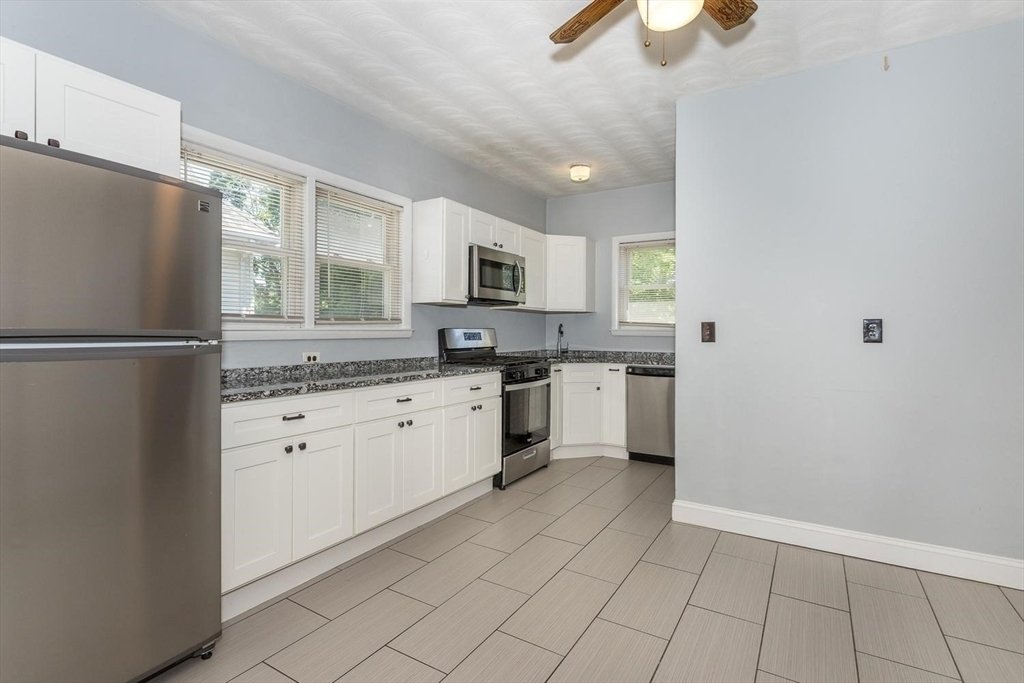 House in Quincy, Massachusetts, United States 3 - 18480749