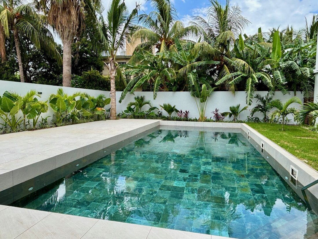 Apartment in Tamarin, Rivière Noire District, Mauritius 2 - 17861068
