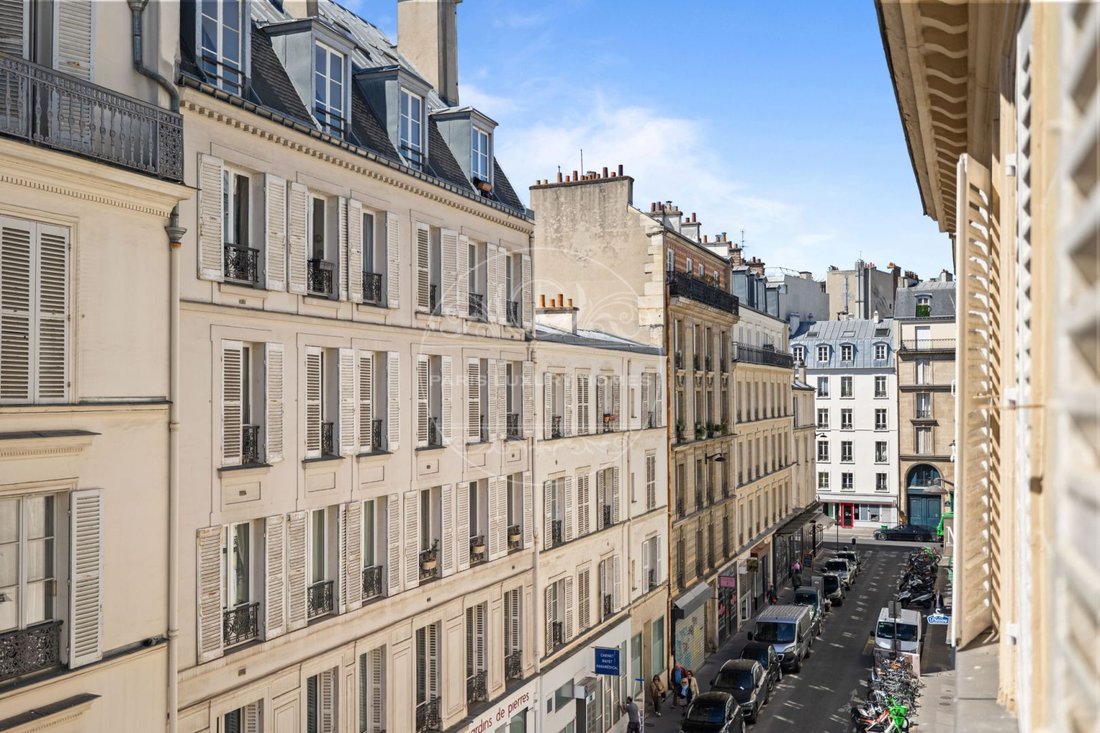 Apartment in Palais Royal, Paris 1er Arrondissement, Paris 4 - 18481621