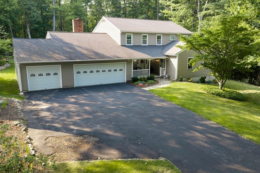 House in Holden, Massachusetts, United States 2 - 18481539
