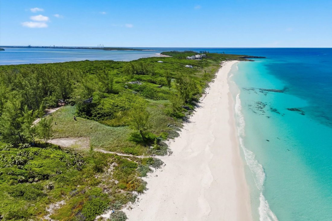 Bullock Harbour, Berry Islands, The Bahamas 1 - 18481022