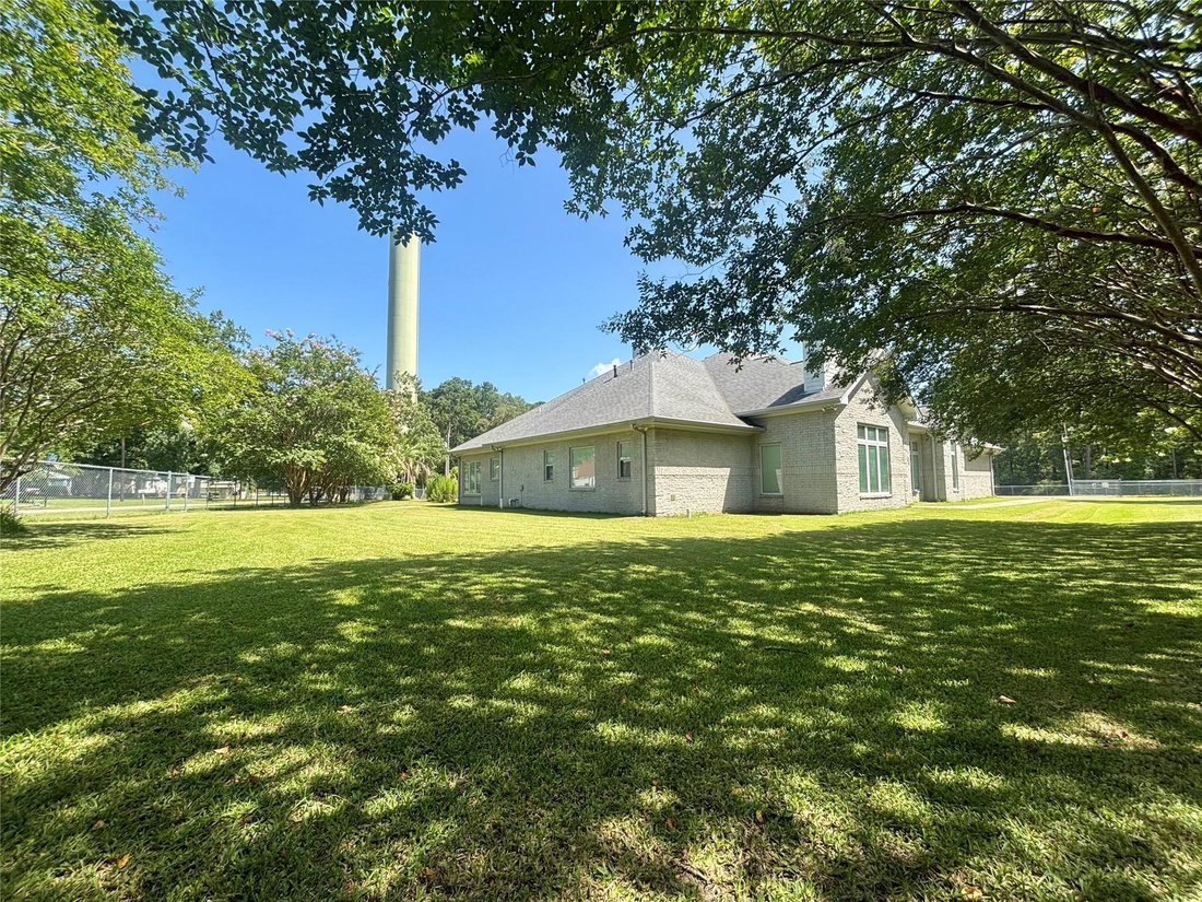 House in Zavalla, Texas, United States 3 - 18481456