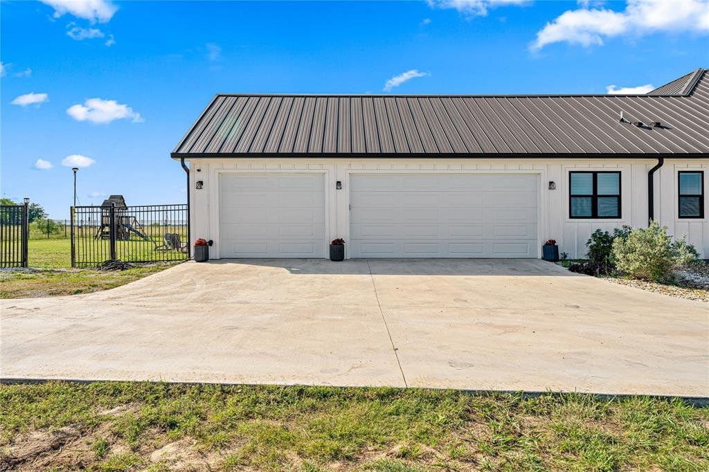 House in Crawford, Texas, United States 4 - 17923036