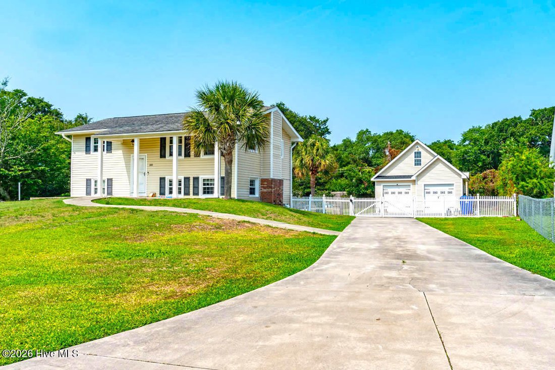 House in Cedar Point, North Carolina, United States 1 - 18481337