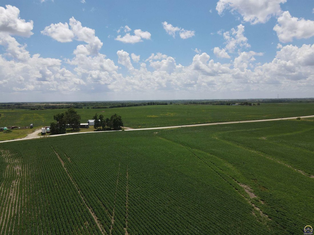 Land in Meriden, Kansas, United States 4 - 18481564