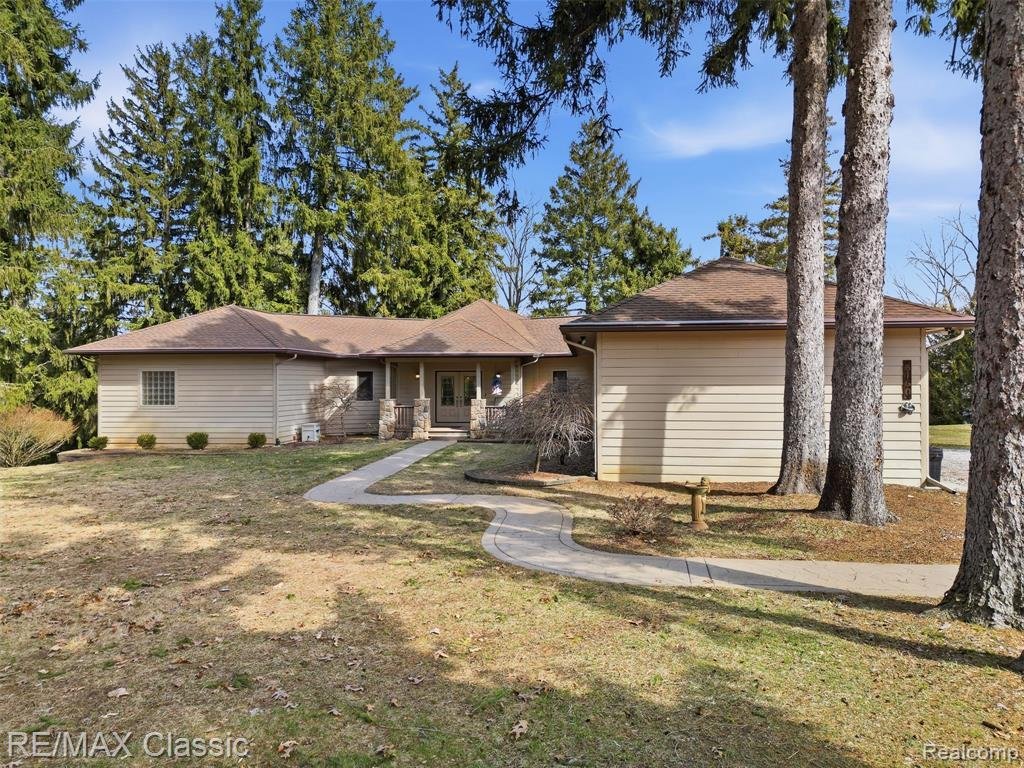 House in Orchard Lake Village, Michigan, United States 4 - 18481145