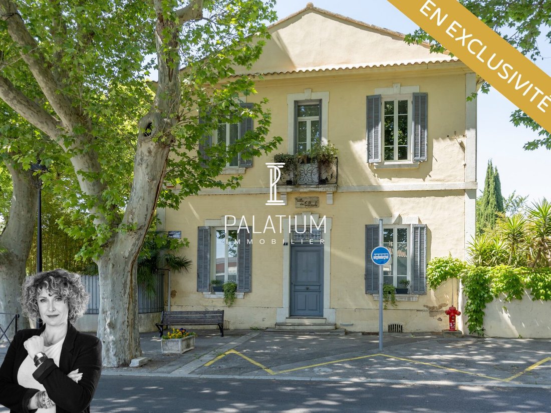 Villa in Grans, Provence-Alpes-Côte d'Azur, France 1 - 18480864