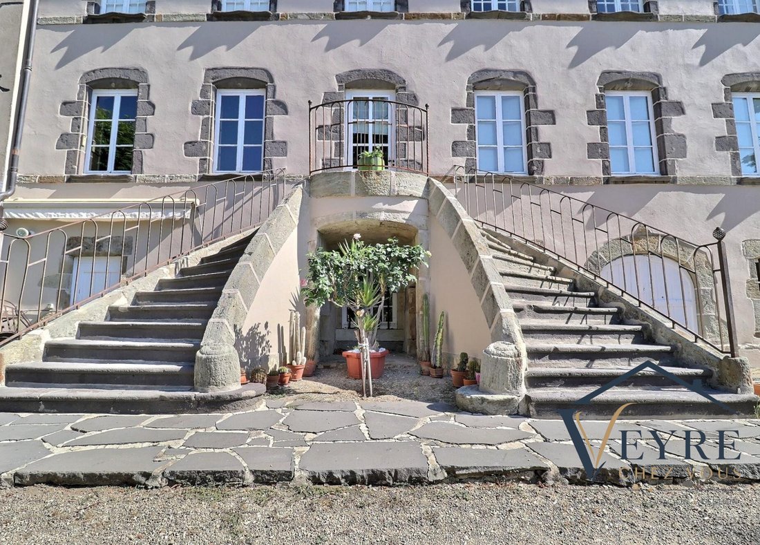 House in Busseol, Auvergne-Rhône-Alpes, France 2 - 18480896