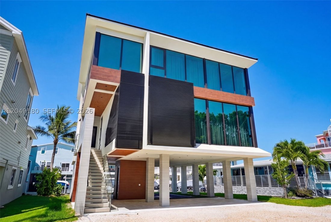 House in Key Colony Beach, Florida, United States 3 - 18366128