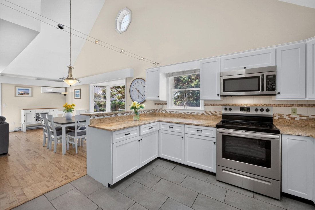 Condo in Sandwich, Massachusetts, United States 3 - 18480425