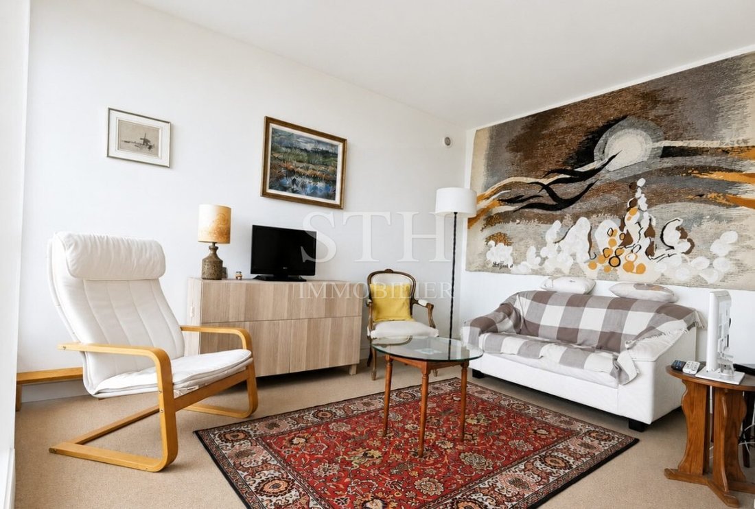 Apartment in Violet Commerce, Paris 15e Arrondissement, Paris 4 - 18480827