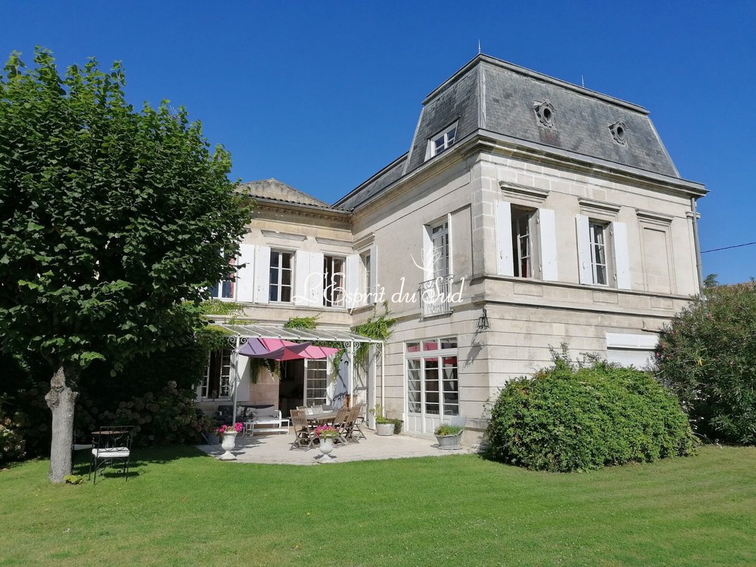 House in Libourne, Nouvelle-Aquitaine, France 3 - 17432863