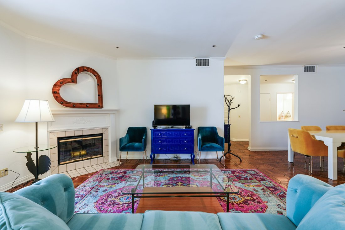 Condo in Altadena, California, United States 4 - 18480440
