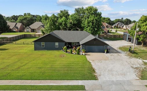 House in Tontitown, Arkansas, United States 1
