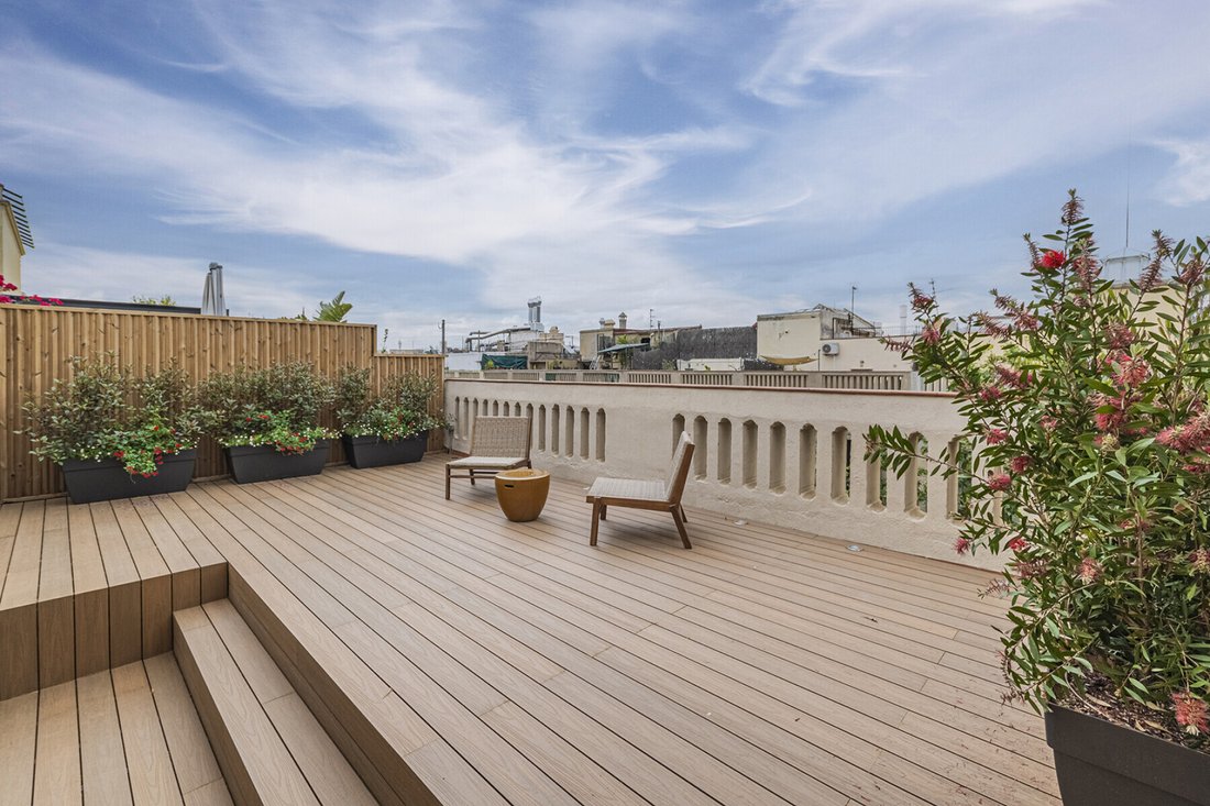 Apartment in Ciutat Vella, Barcelona, Spain 2 - 18480788