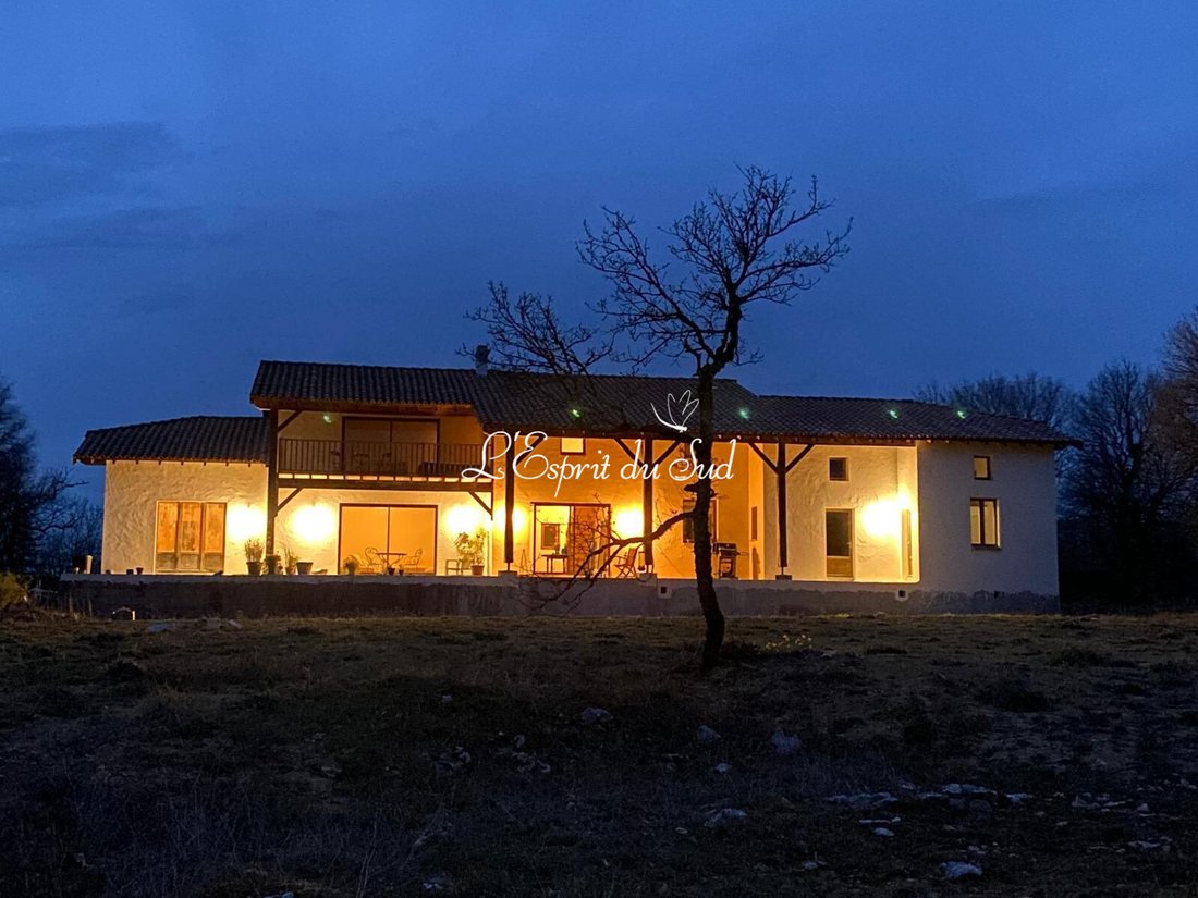 Villa in Saint-Antonin-Noble-Val, Occitania, France 5 - 17924775