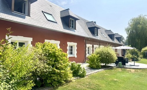 House in Saint-Vaast-Dieppedalle, Normandy, France 1
