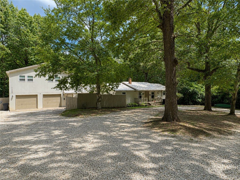 Farmington, Arkansas, United States 3 - 18481066