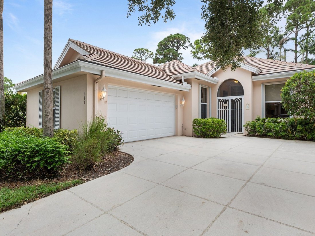 Jupiter, Florida, United States 3 - 18480664