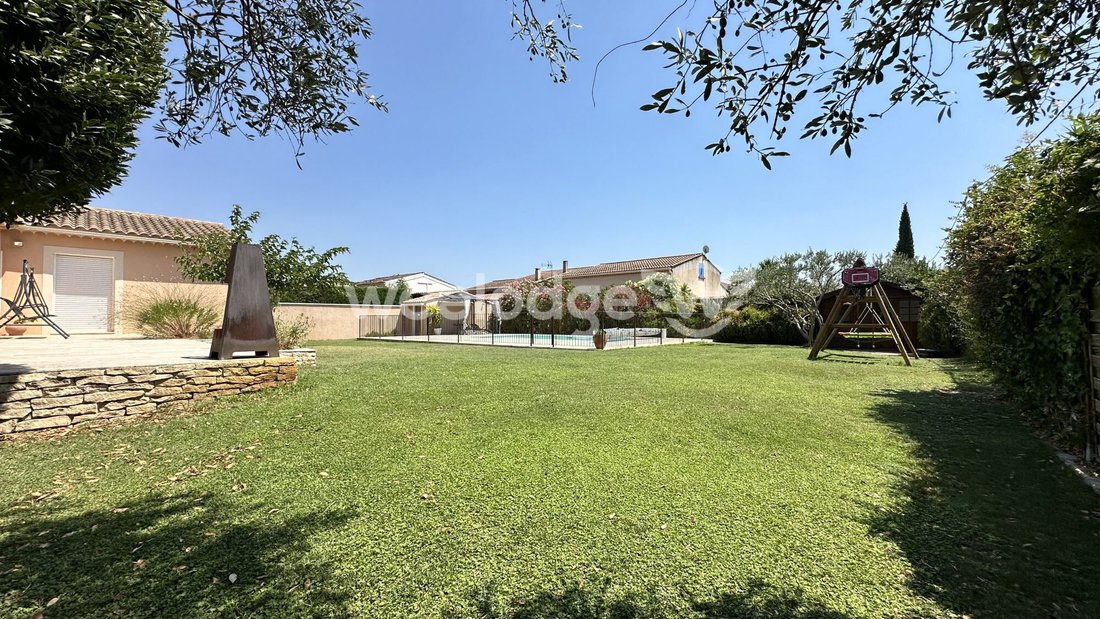 House in Ouest, Entraigues-sur-la-Sorgue, France 3 - 18480945