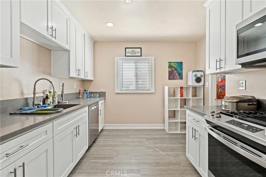 Condo in Pomona, California, United States 3 - 18481430