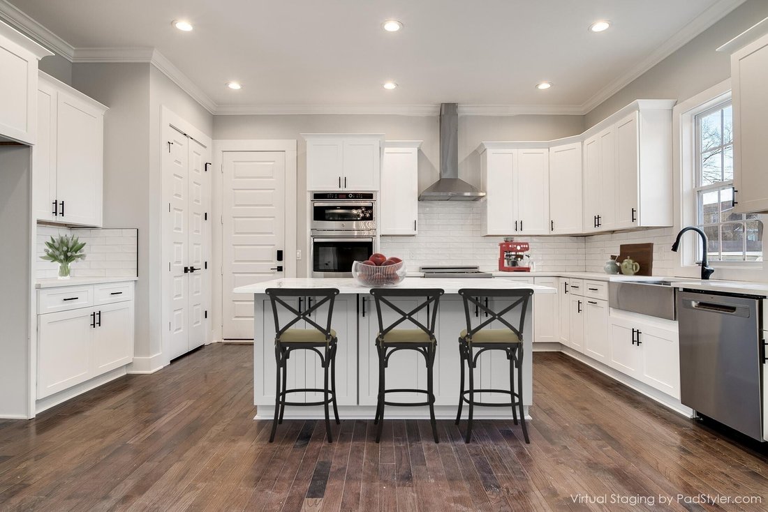 Co Op in Nashville, Tennessee, United States 2 - 18481355