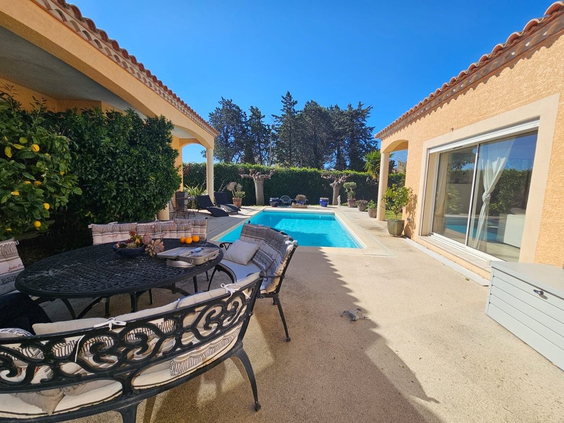 Villa in Bouzigues, Occitania, France 1 - 18480797