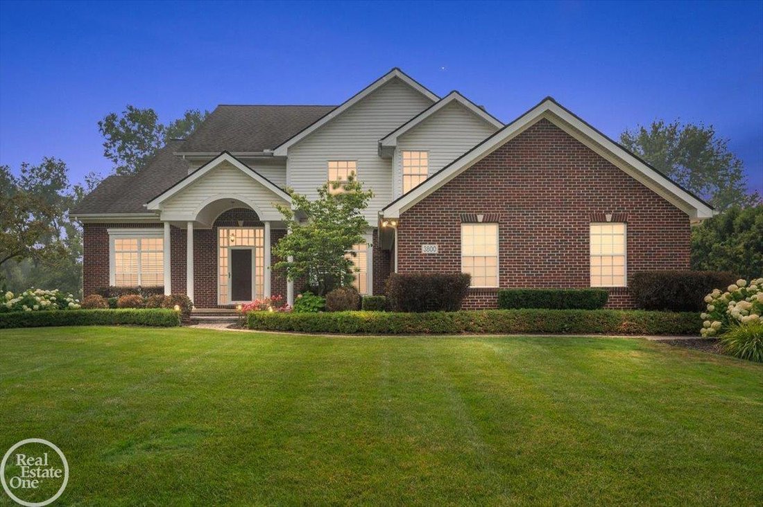 House in Orion charter Township, Michigan, United States 3 - 18481146