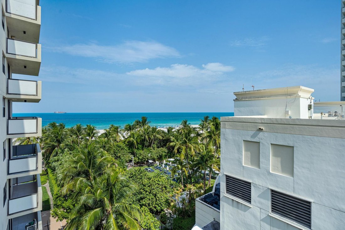 Condo in Miami Beach, Florida, United States 3 - 18480670