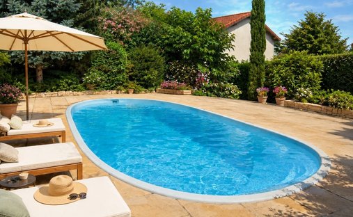 Villa in Francheville le Haut-Bruissin, Francheville, Frankreich 1