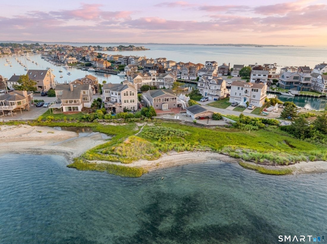 House in Groton, Connecticut, United States 2 - 18481080
