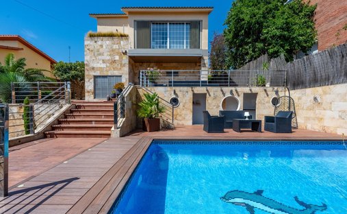 Villa in Llica d'Amunt, Catalonia, Spain 1