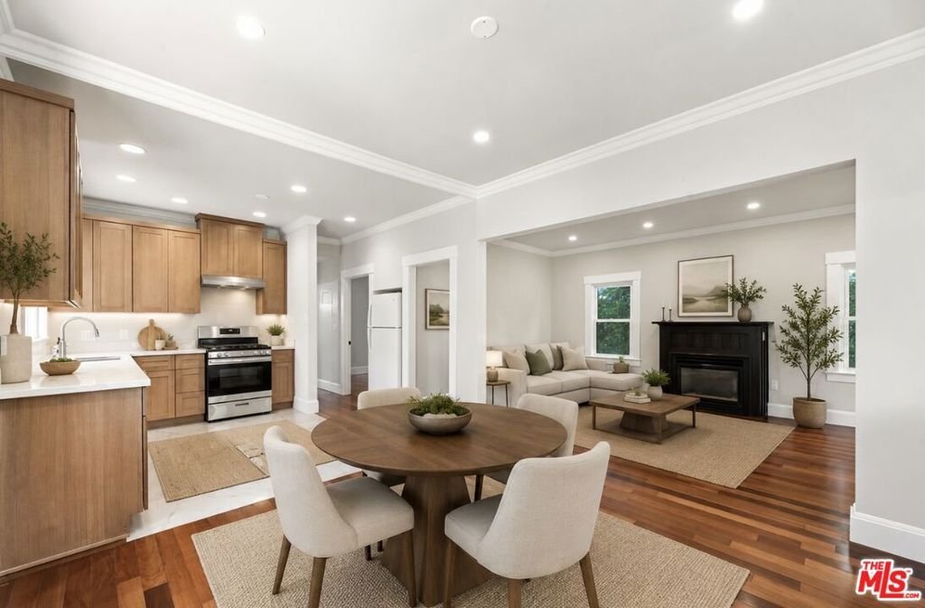 West Hollywood, California, United States 4 - 18481208