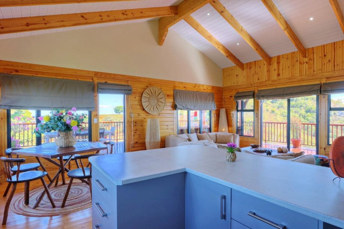 Chalet in Nosy Be, Diana, Madagascar 4 - 18480869