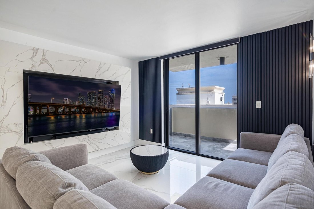 Condo in Miami Beach, Florida, United States 2 - 18480670