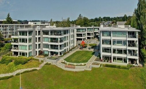 Condo in Kirkland, Washington, United States 1