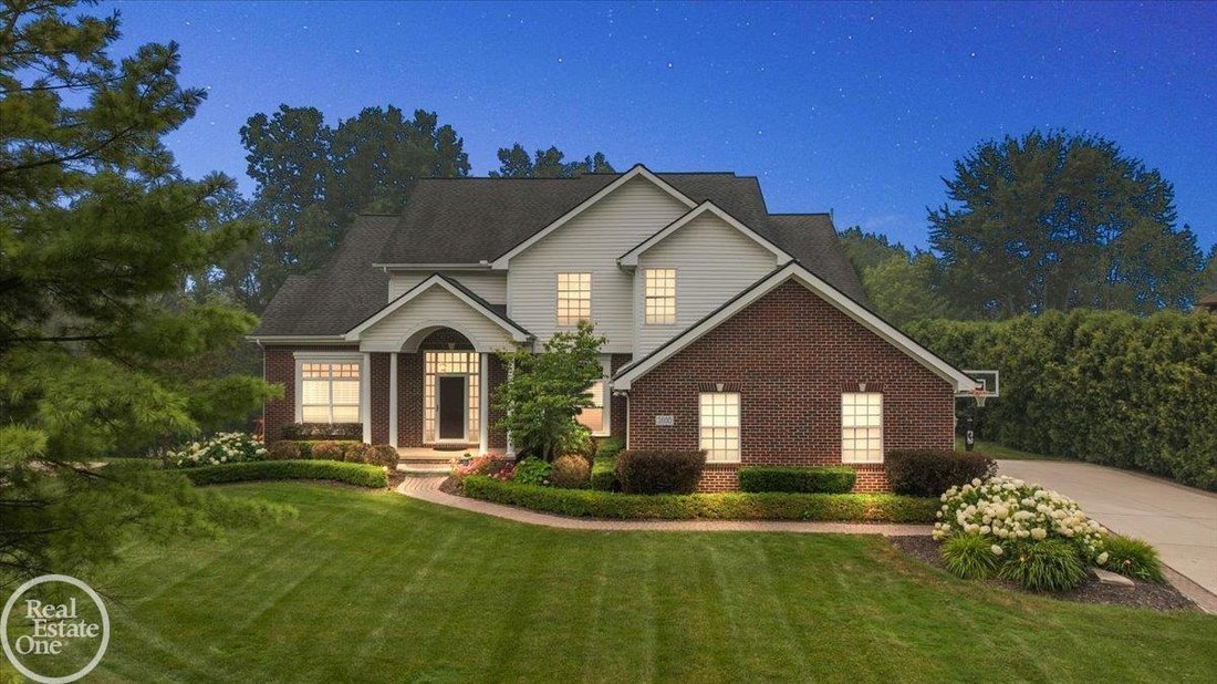 House in Orion charter Township, Michigan, United States 1 - 18481146