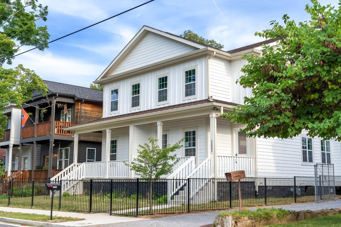 Co Op in Nashville, Tennessee, United States 1 - 18481355