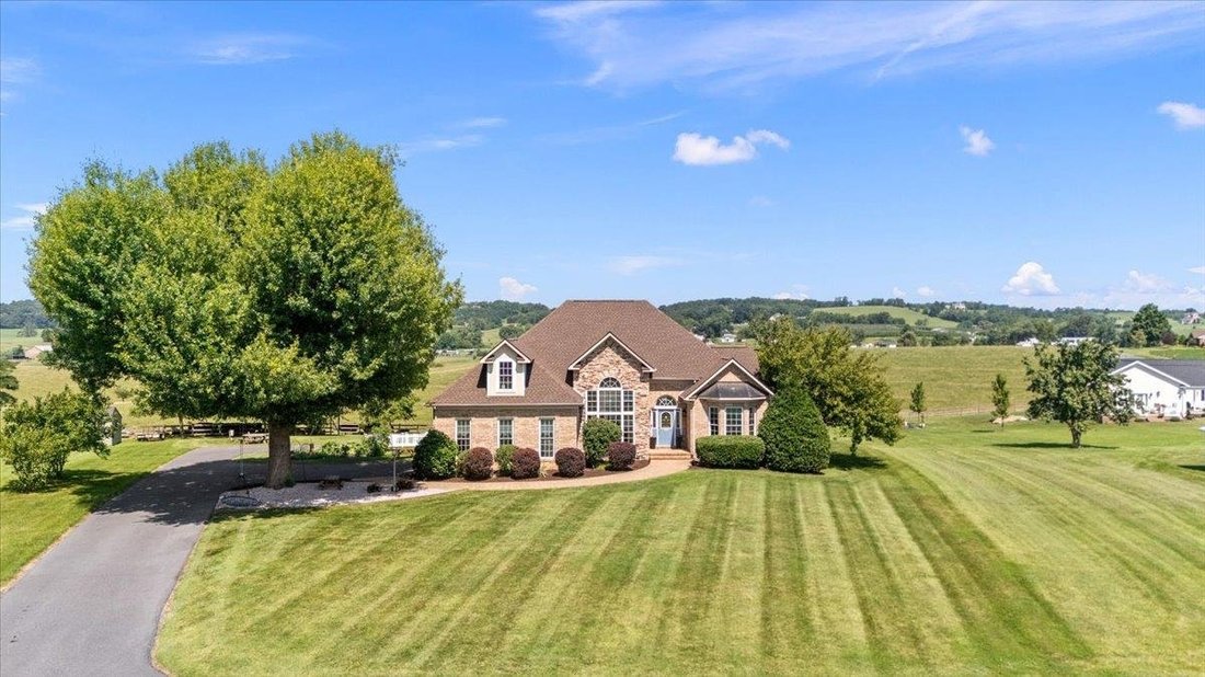 House in Massanetta Springs, Virginia, United States 2 - 18481069
