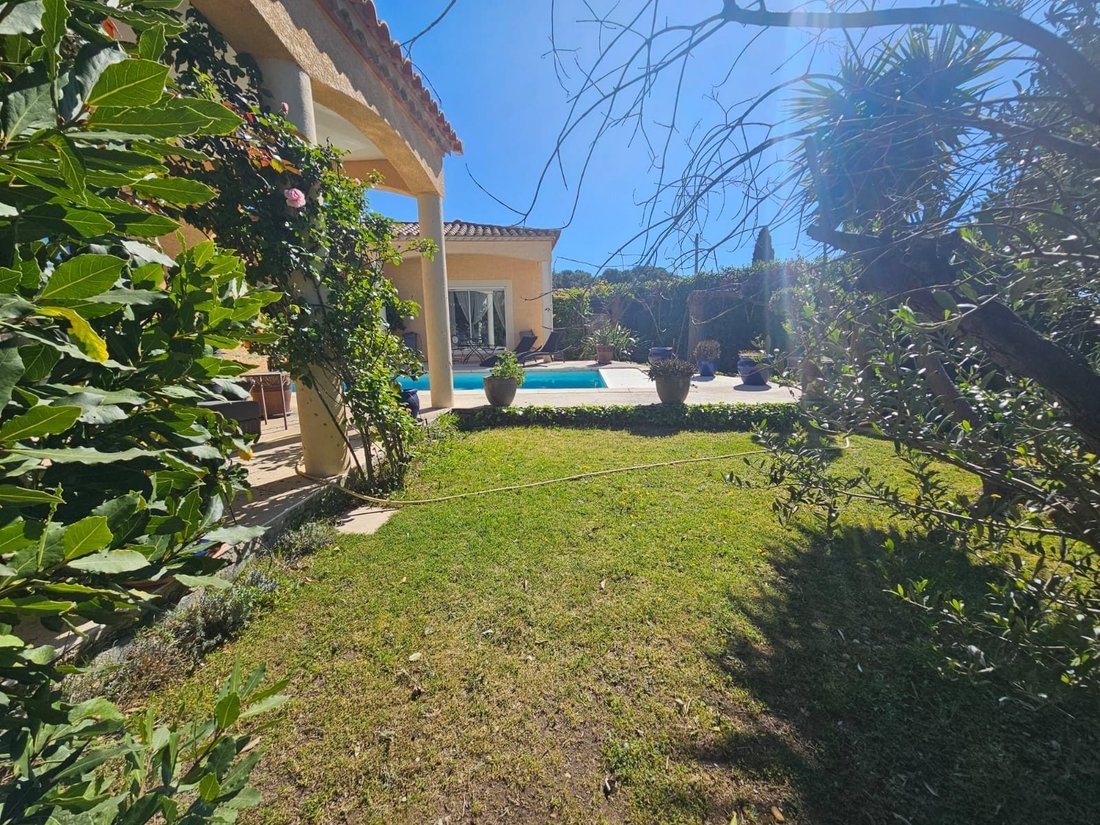 Villa in Bouzigues, Occitania, France 5 - 18480797