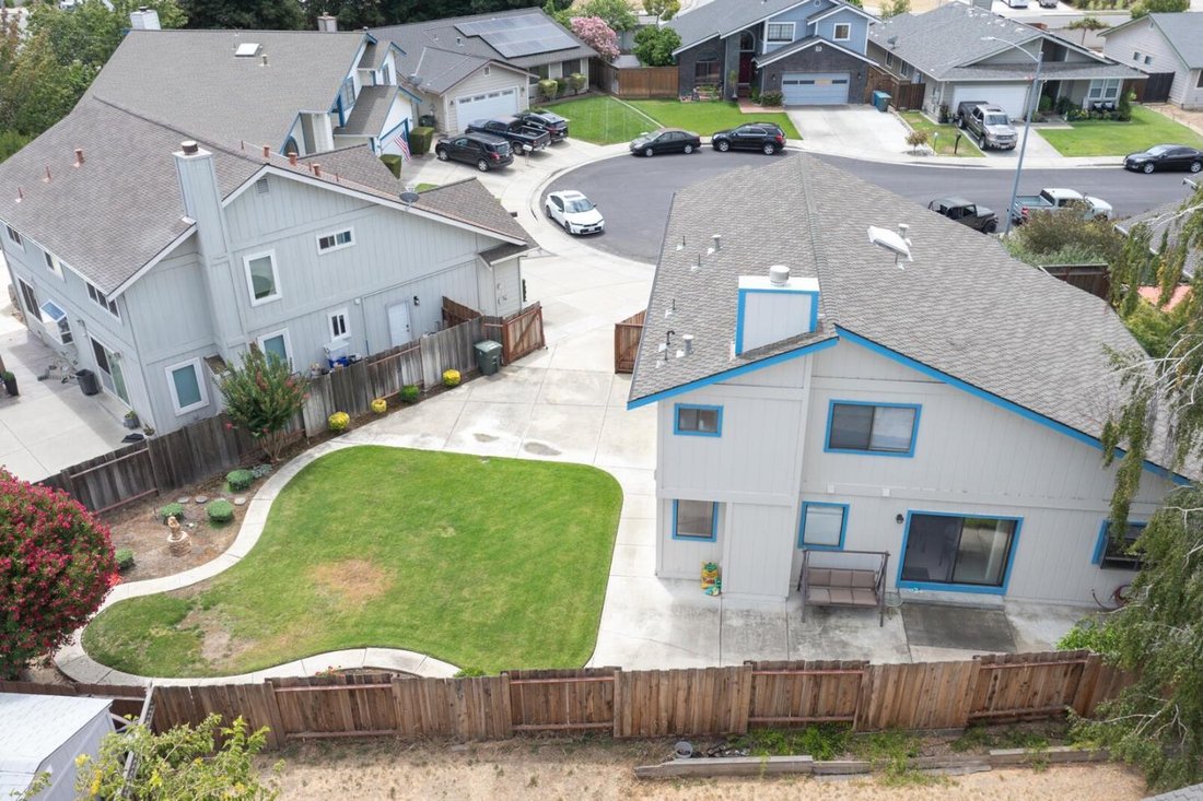 House in Gilroy, California, United States 4 - 18481273