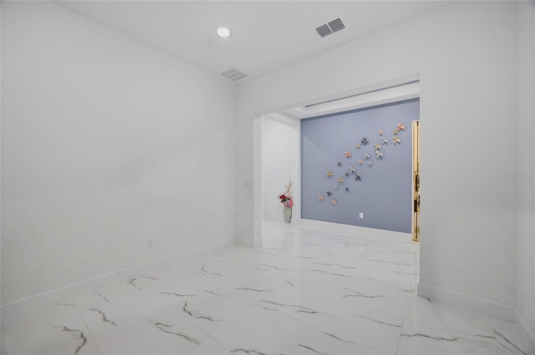 House in Zephyrhills, Florida, United States 5 - 18481245