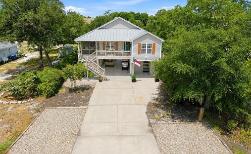 House in Oak Island, North Carolina, United States 1