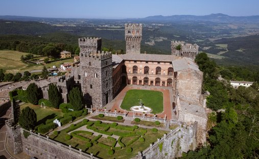 Schloss in Acquapendente, Latium, Italien 1