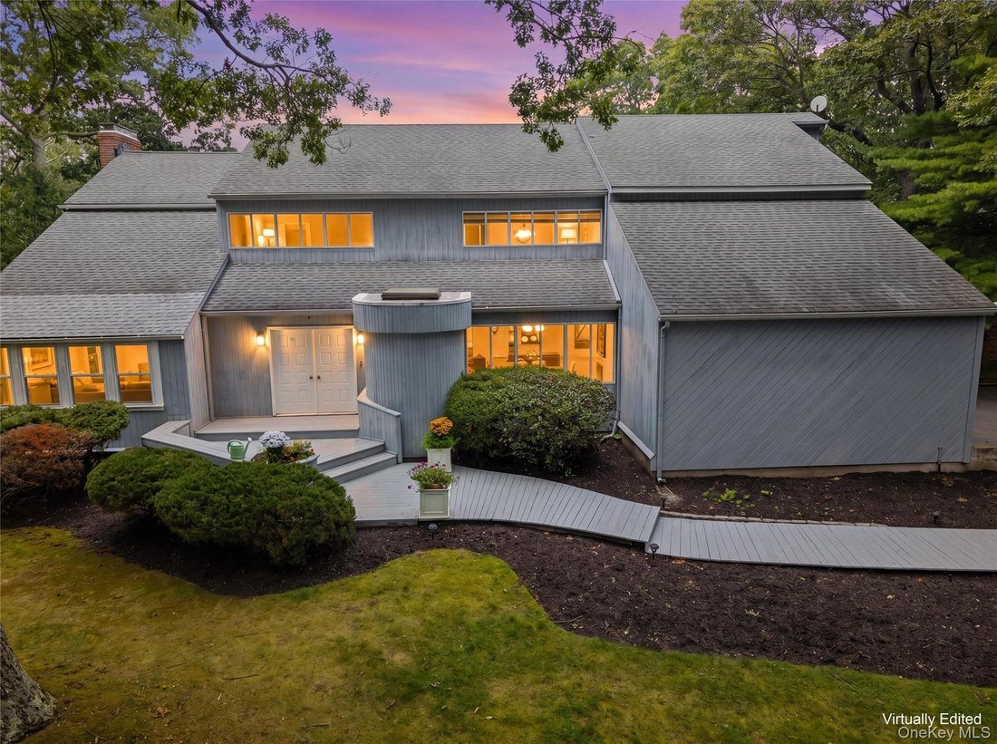 House in Setauket- East Setauket, New York, United States 3 - 18481158